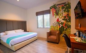 Front One Green Boutique Hotel Abepura